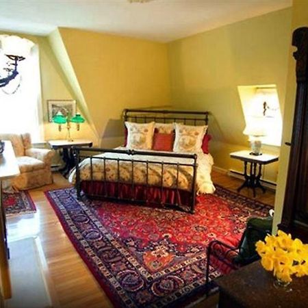 Sarah Kendall House Newport Room photo